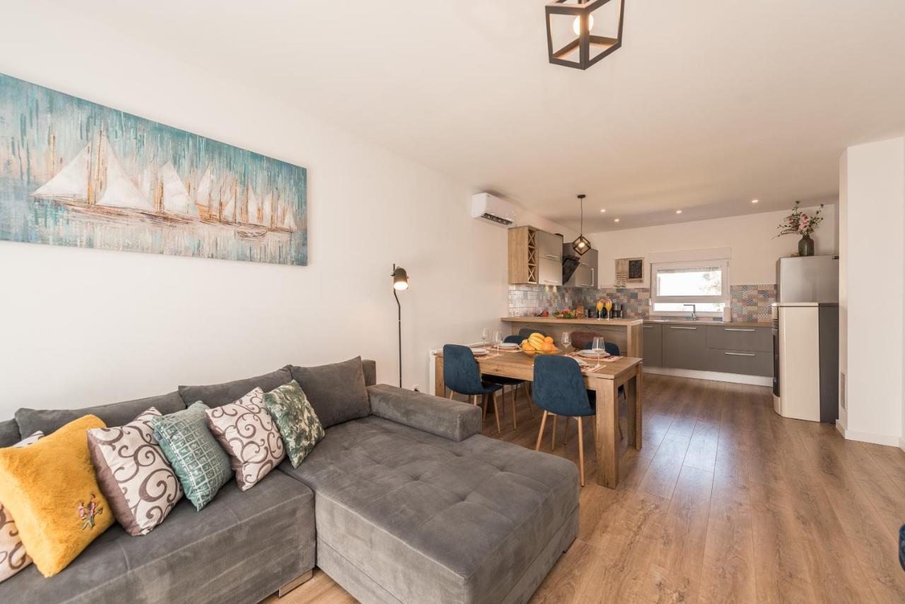 Apartmani Dmarie プリヴラカ エクステリア 写真