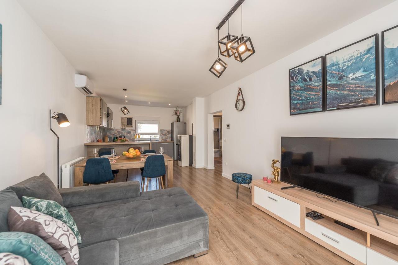 Apartmani Dmarie プリヴラカ エクステリア 写真