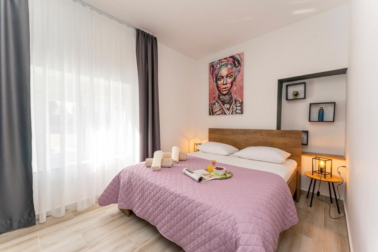 Apartmani Dmarie プリヴラカ エクステリア 写真