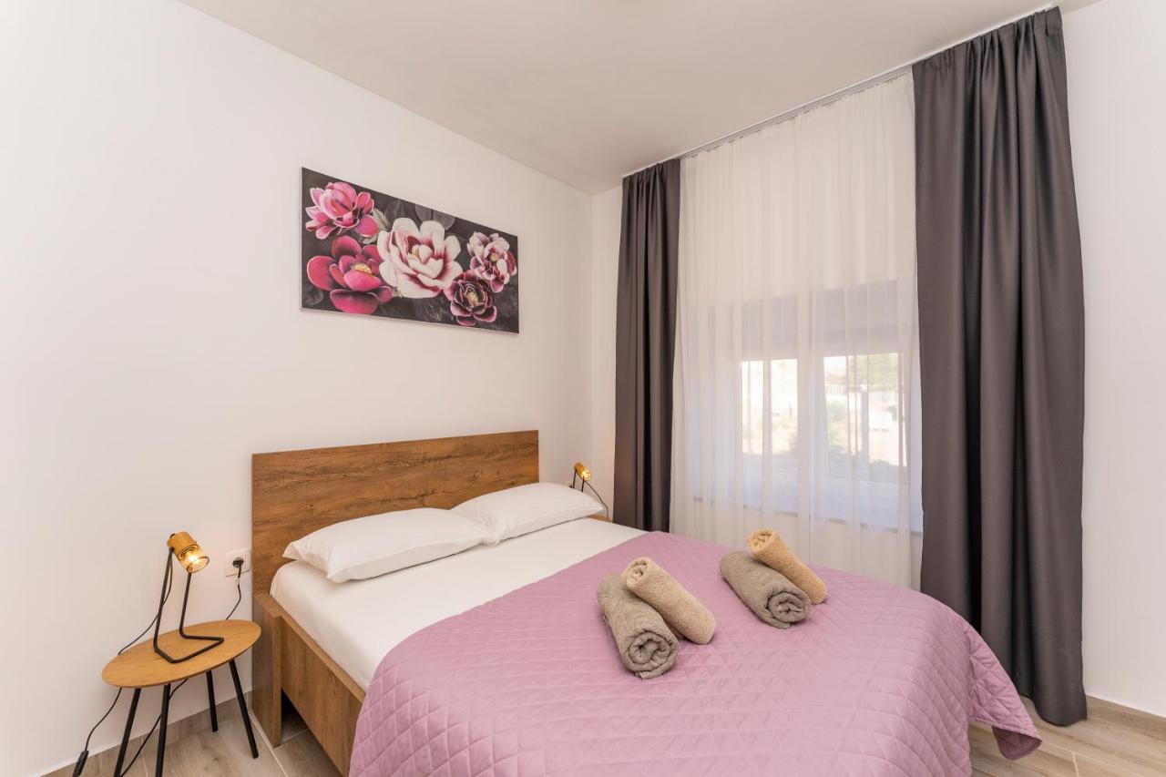 Apartmani Dmarie プリヴラカ エクステリア 写真